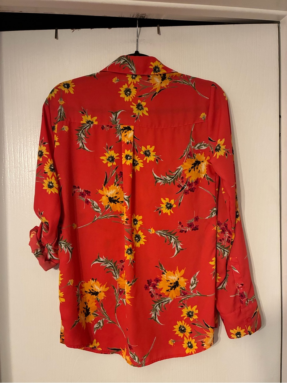 Express M Red Button-Front Collar Floral Blouse with Yellow Sun Flowers - Picture 3 of 4